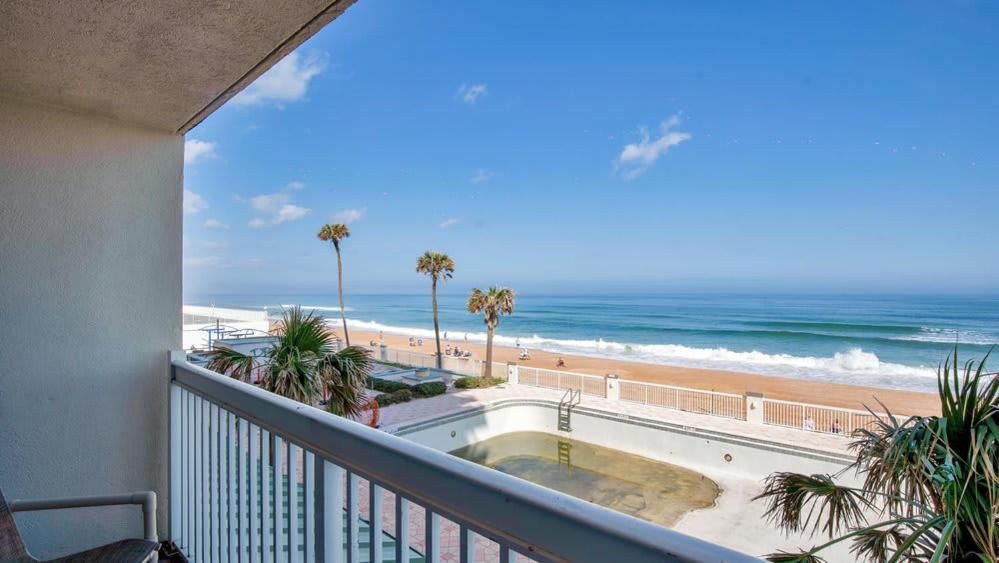 Oceanfront Studio In Daytona Beach Resort Exterior foto